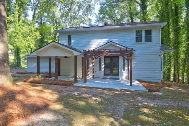 1879 Lake Chase Lane, Jonesboro, GA 30236