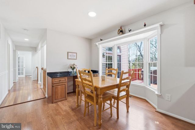 12005 MEADOWVILLE CT, Herndon, VA 20170