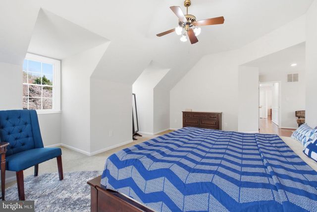 12005 MEADOWVILLE CT, Herndon, VA 20170