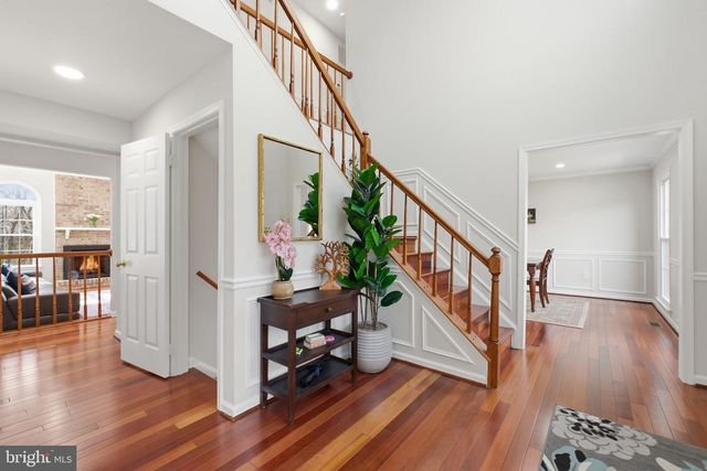 12005 MEADOWVILLE CT, Herndon, VA 20170