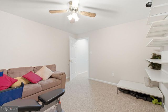 12005 MEADOWVILLE CT, Herndon, VA 20170