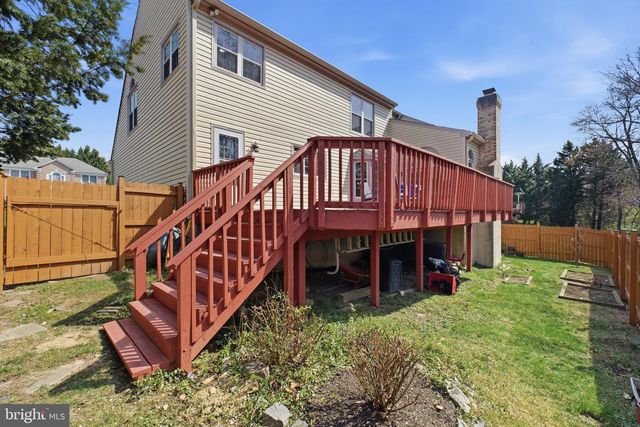 12005 MEADOWVILLE CT, Herndon, VA 20170