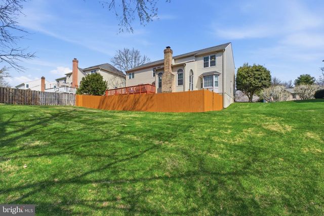 12005 MEADOWVILLE CT, Herndon, VA 20170