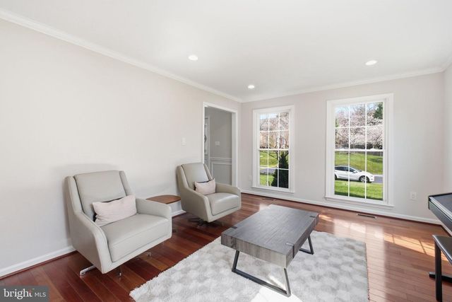 12005 MEADOWVILLE CT, Herndon, VA 20170