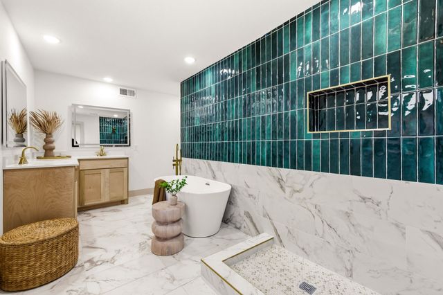 10060 San Lorenzo Drive, Dallas, TX 75228