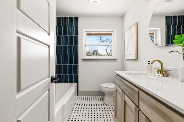 10060 San Lorenzo Drive, Dallas, TX 75228