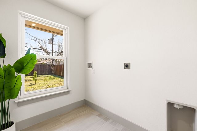 10060 San Lorenzo Drive, Dallas, TX 75228