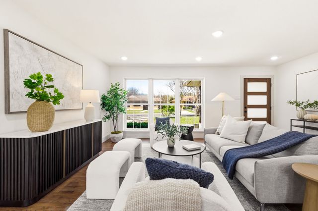 10060 San Lorenzo Drive, Dallas, TX 75228