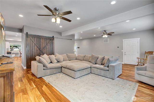 10610 SE 325th Place, Auburn, WA 98092