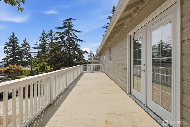 10610 SE 325th Place, Auburn, WA 98092