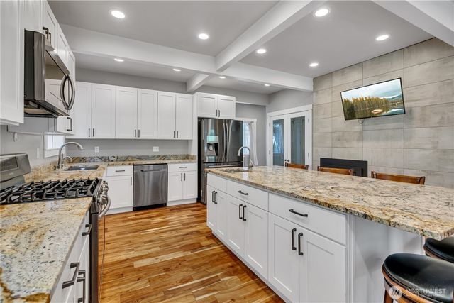 10610 SE 325th Place, Auburn, WA 98092