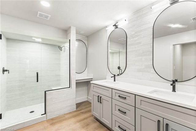 1911 Princess CT, Naples, FL 34110