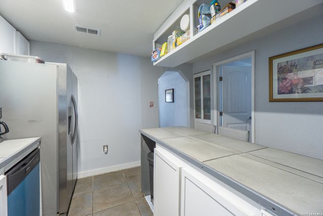 1203 Vickers, San Antonio, TX 78211