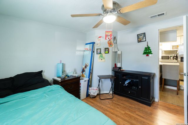 1203 Vickers, San Antonio, TX 78211