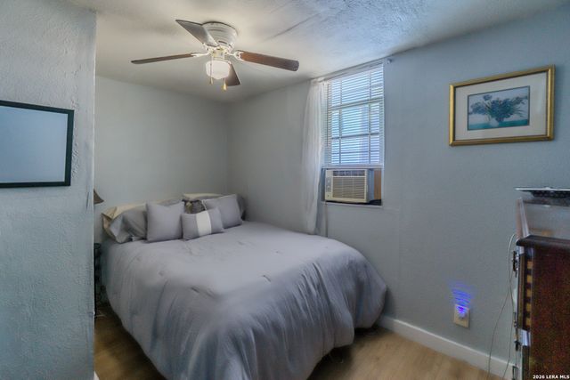 1203 Vickers, San Antonio, TX 78211