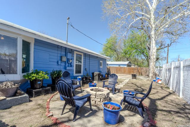 1203 Vickers, San Antonio, TX 78211