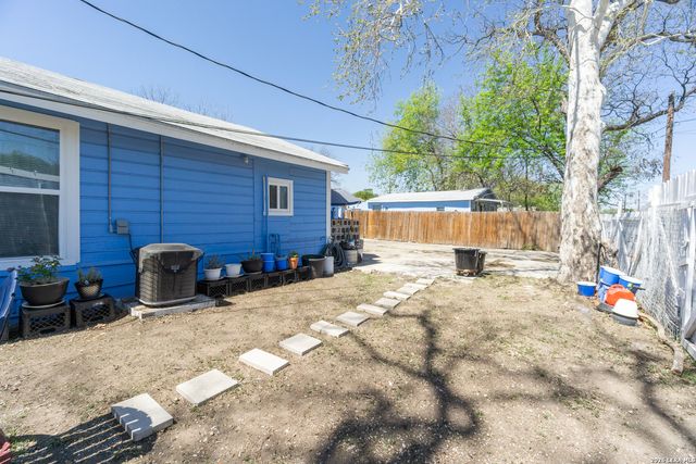 1203 Vickers, San Antonio, TX 78211