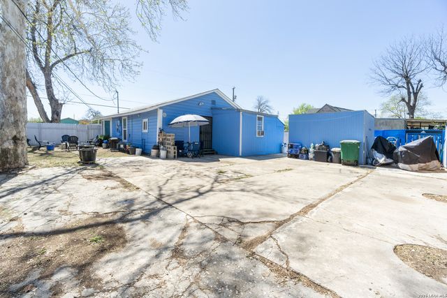 1203 Vickers, San Antonio, TX 78211