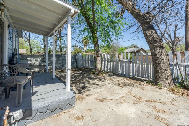 1203 Vickers, San Antonio, TX 78211