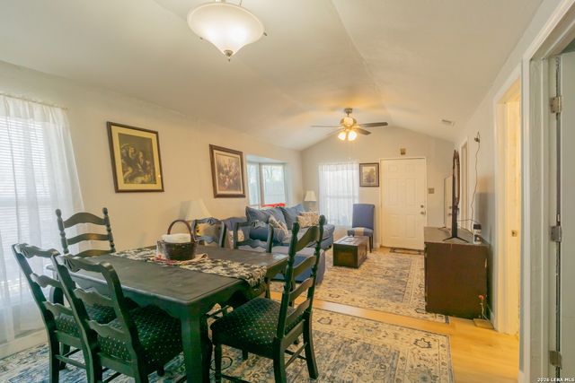 1203 Vickers, San Antonio, TX 78211