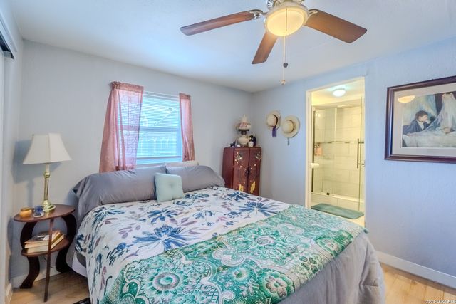 1203 Vickers, San Antonio, TX 78211