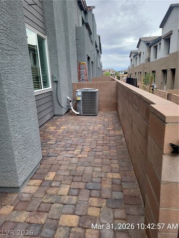 1524 Maya Crossing Avenue, Henderson, NV 89002