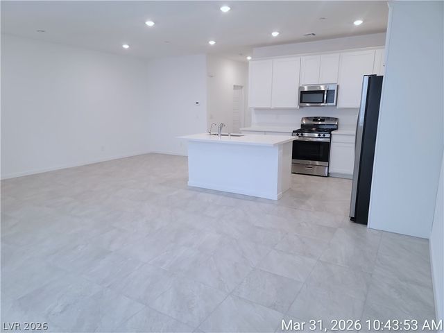 1524 Maya Crossing Avenue, Henderson, NV 89002