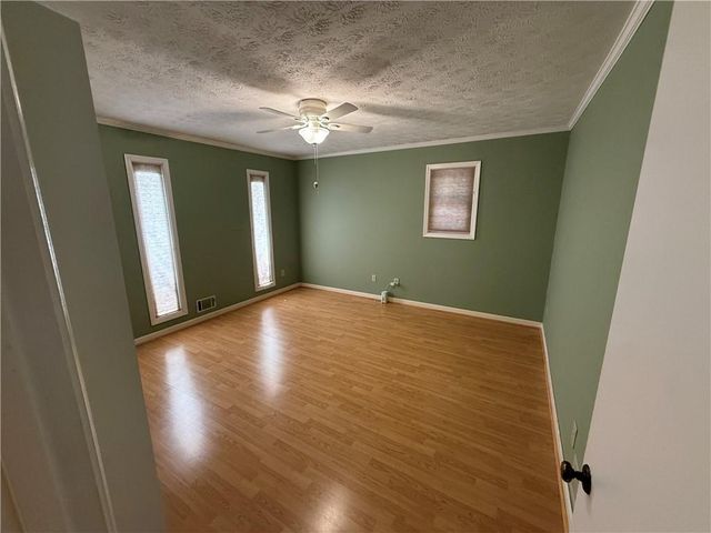 2880 Almand Court NW, Conyers, GA 30012