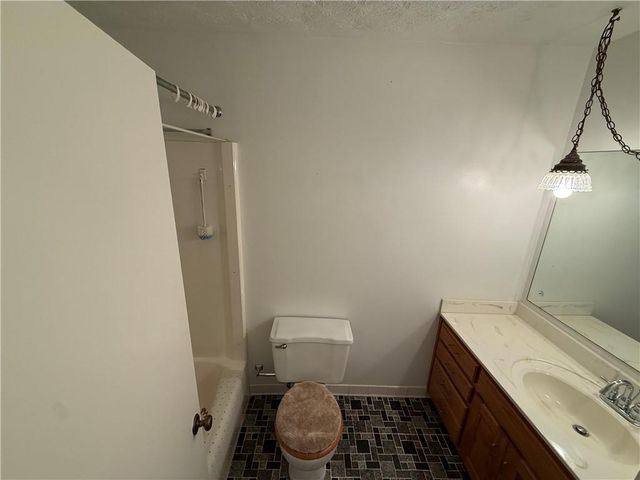 2880 Almand Court NW, Conyers, GA 30012