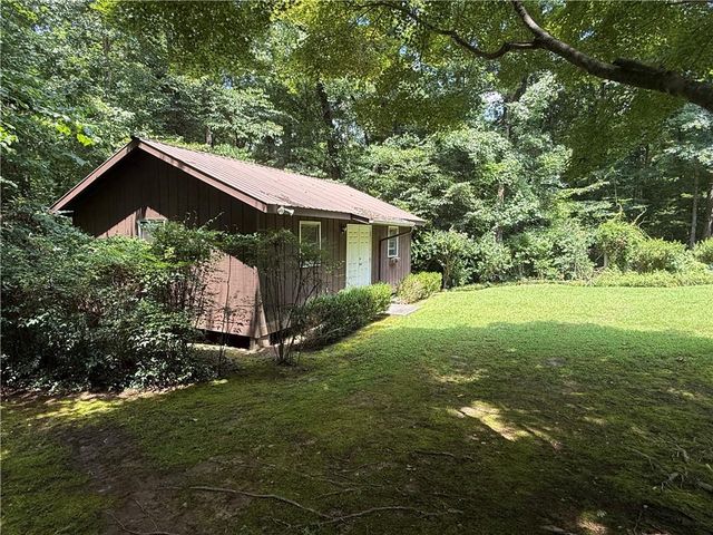 2880 Almand Court NW, Conyers, GA 30012