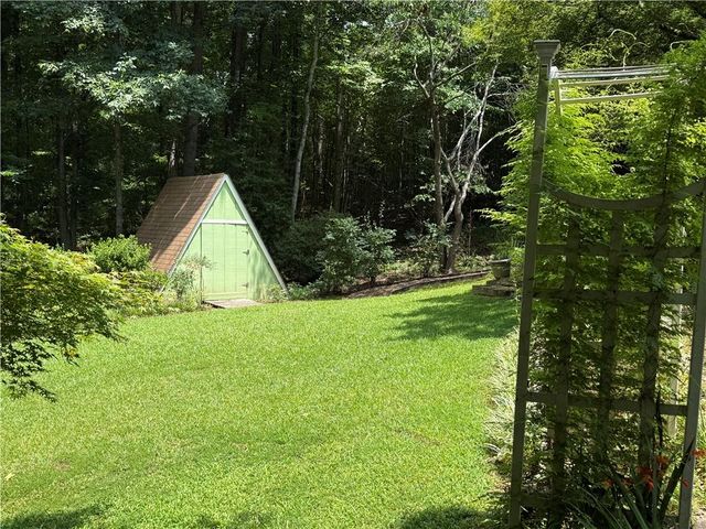 2880 Almand Court NW, Conyers, GA 30012
