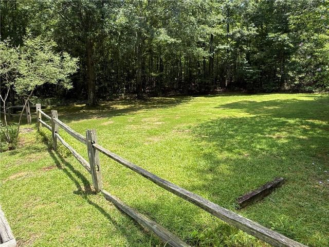 2880 Almand Court NW, Conyers, GA 30012