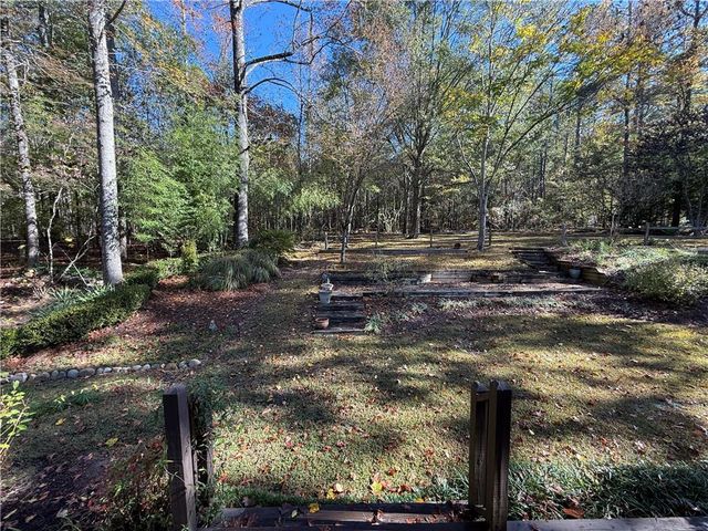 2880 Almand Court NW, Conyers, GA 30012