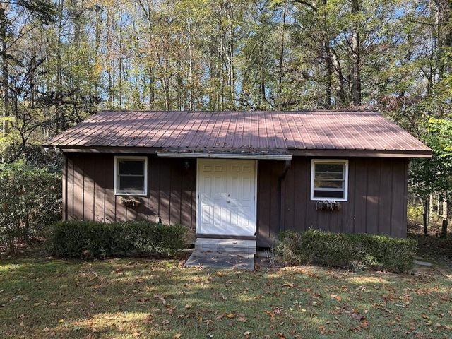 2880 Almand Court NW, Conyers, GA 30012