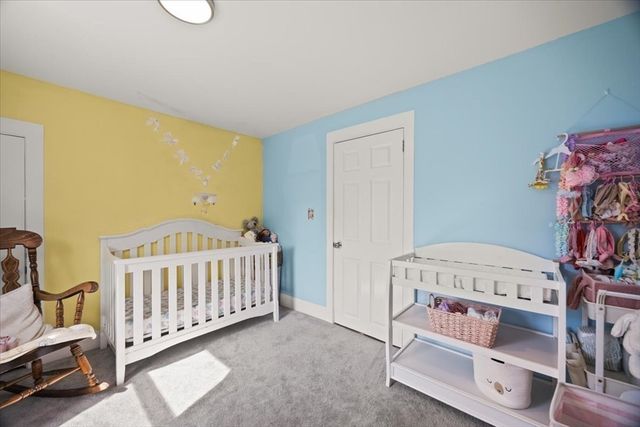 1381 Cohannet St, Taunton, MA 02780
