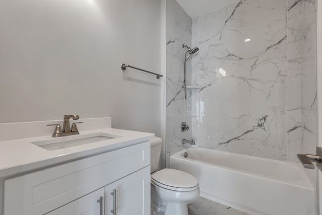 414A E Bend Dr, Nashville, TN 37209