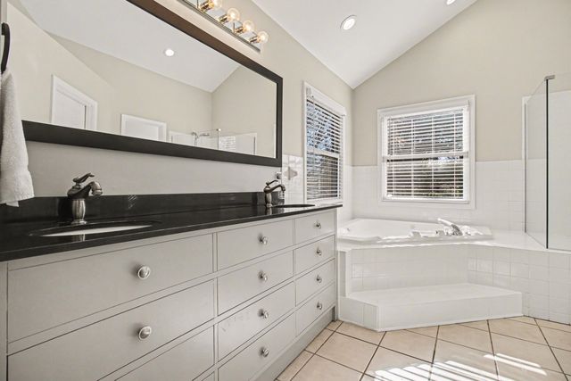 2231 Kyle Drive, Hebron, KY 41048