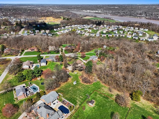 2231 Kyle Drive, Hebron, KY 41048