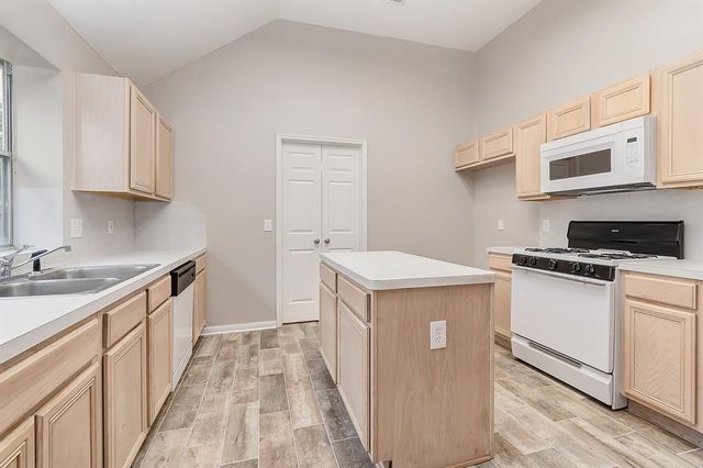 3026 Silver Spring Trail, Katy, TX 77449
