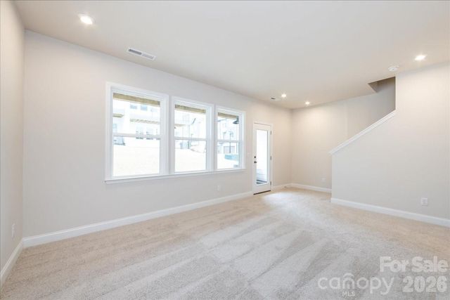 812 Flintside Lane, Charlotte, NC 28217