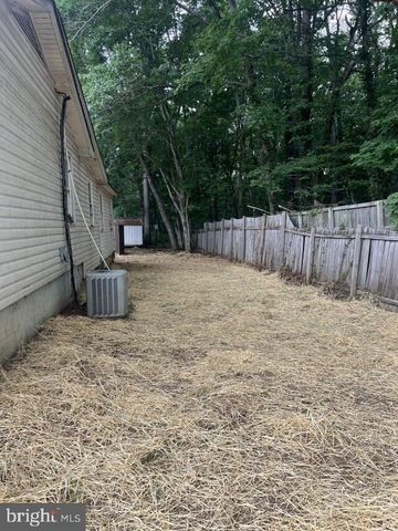 5504 BURR HILL RD, Rhoadesville, VA 22542