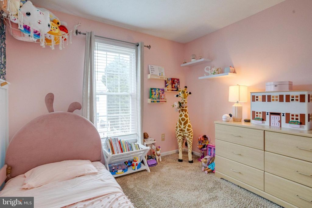 Image 35 of property listing at 5322 KELMSCOT RD, Baltimore, MD 21237