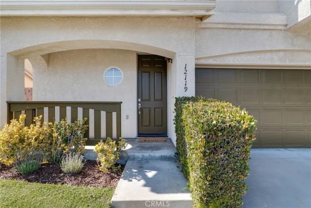 12119 Via Santa Barbara, Sylmar, CA 91342