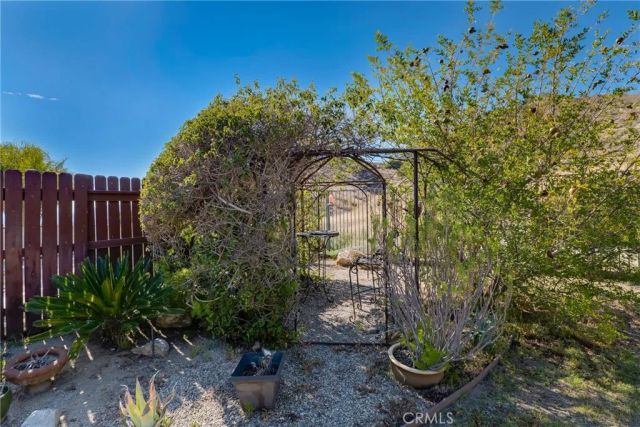 12119 Via Santa Barbara, Sylmar, CA 91342