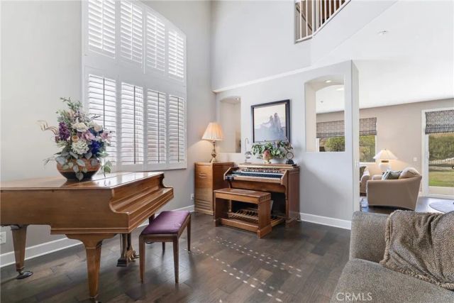12119 Via Santa Barbara, Sylmar, CA 91342
