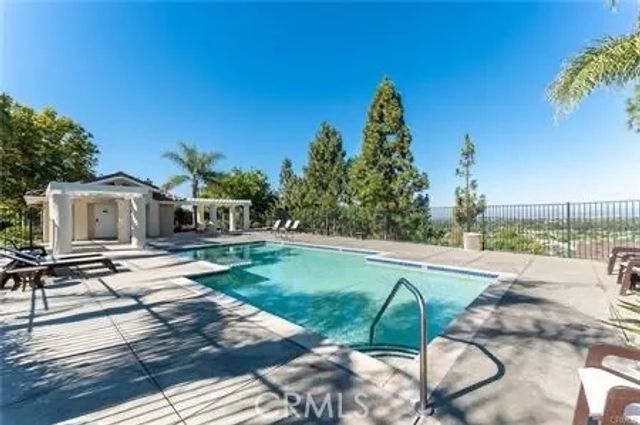 12119 Via Santa Barbara, Sylmar, CA 91342