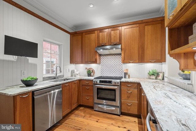 311 S CAMAC ST, Philadelphia, PA 19107