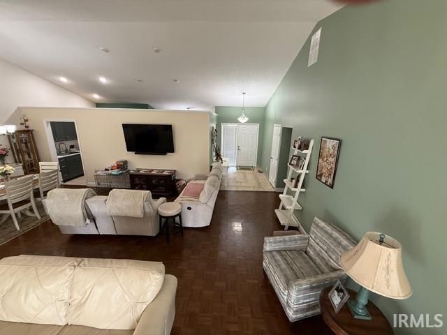 706 E Pepperridge Drive, Bloomington, IN 47401