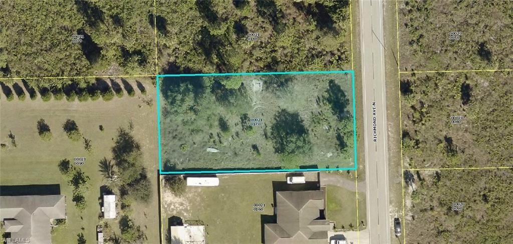 909 Richmond AVE N, LEHIGH ACRES, FL 33972 — exterior