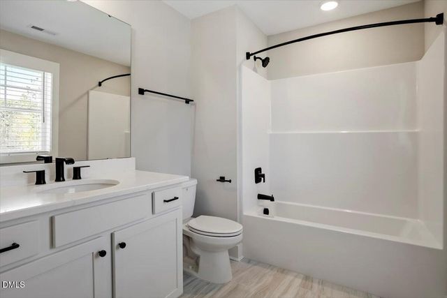 2294 Apex Peakway, Apex, NC 27502